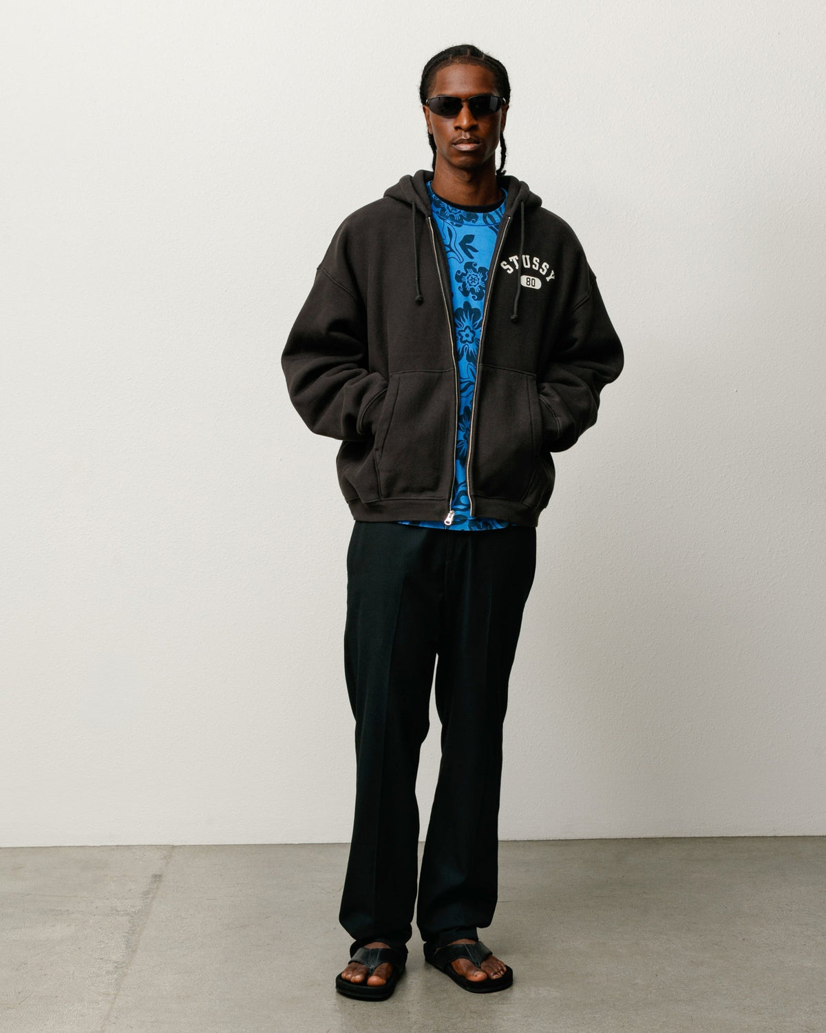 VARSITY ZIP HOODIE - Washed Black